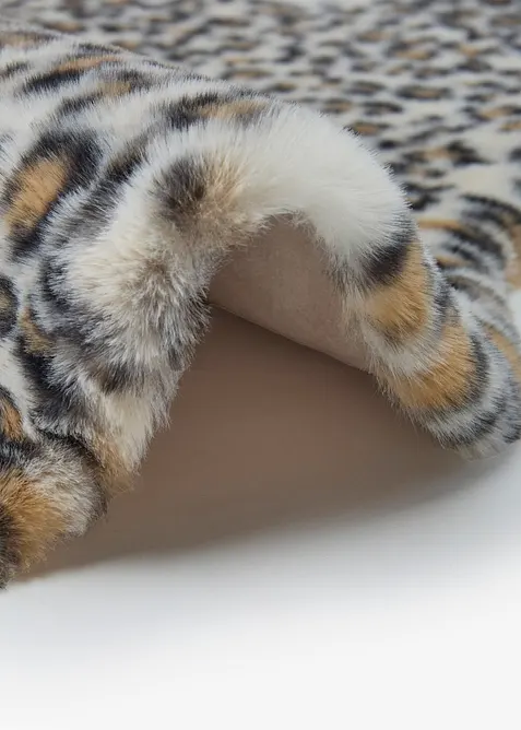 Tappeto in pelliccia sintetica leopardata, bonprix