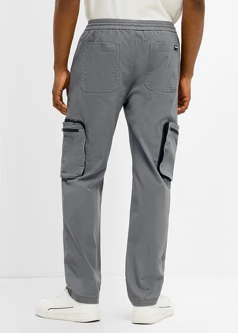Pantaloni cargo regular fit con pratiche tasche e taglio dritto, bonprix
