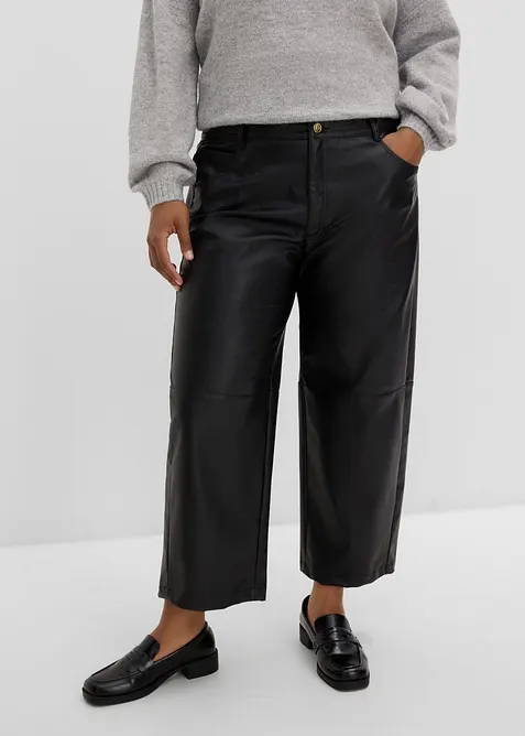 Pantaloni barrel in similpelle, bonprix