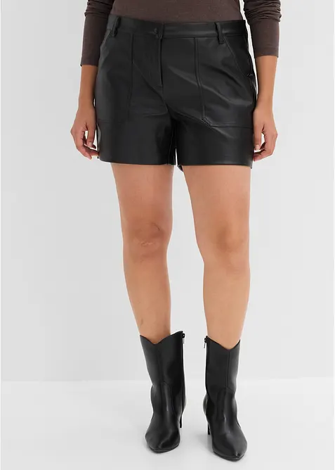 Shorts in similpelle, bonprix