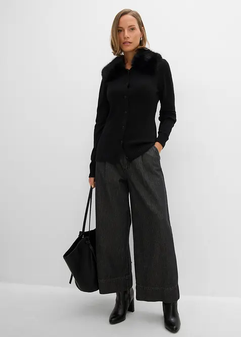 Cardigan sciancrato con collo in ecopelliccia, bonprix