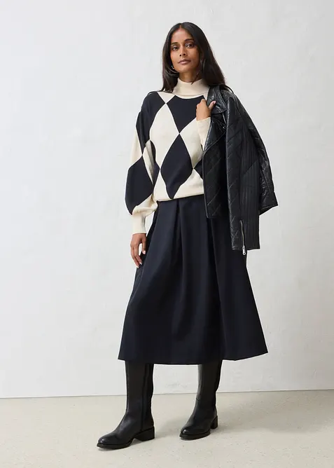 Maglione in filato fine a collo alto, bonprix