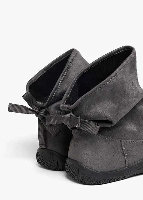 Stivaletti barefoot con suola flessibile, bonprix