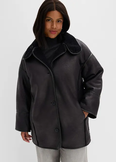 Giacca oversize di montone sintetico, bonprix