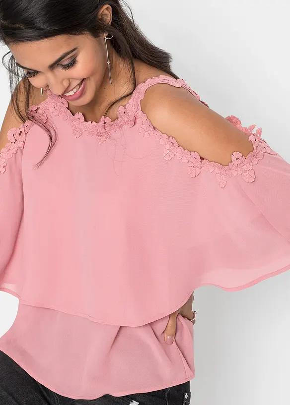 Blusa con cut-out e pizzo, bonprix