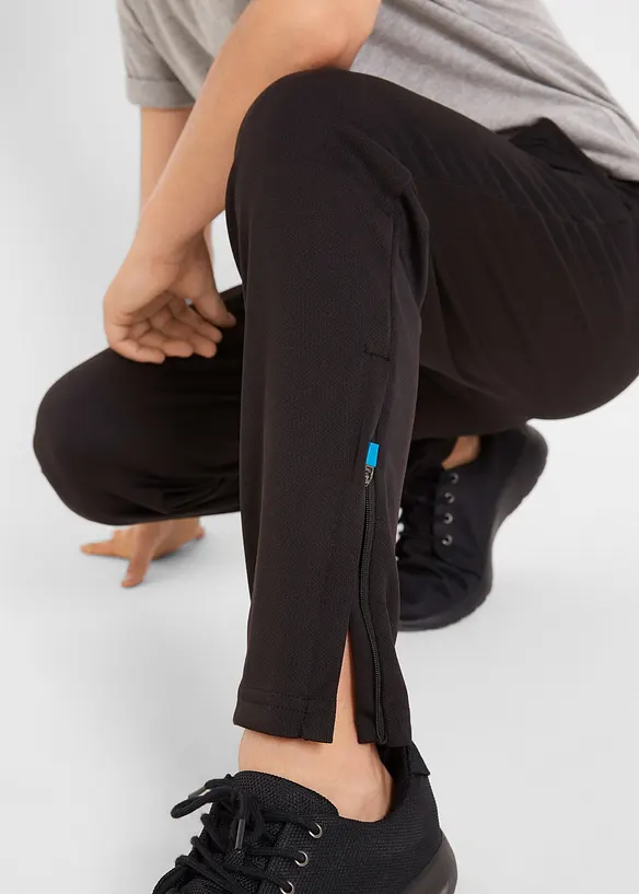 Pantaloncini per sport traspiranti ad asciugatura rapida, bonprix