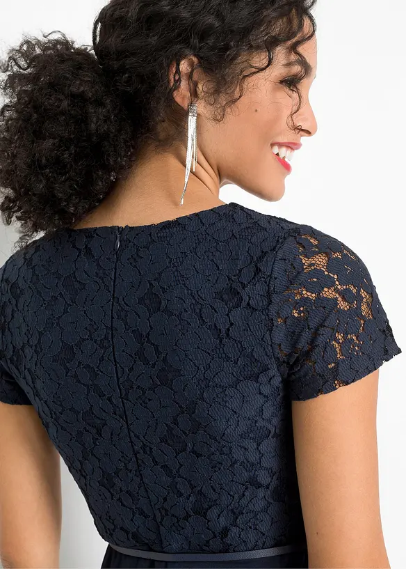 Miniabito con pizzo e cintura, bonprix