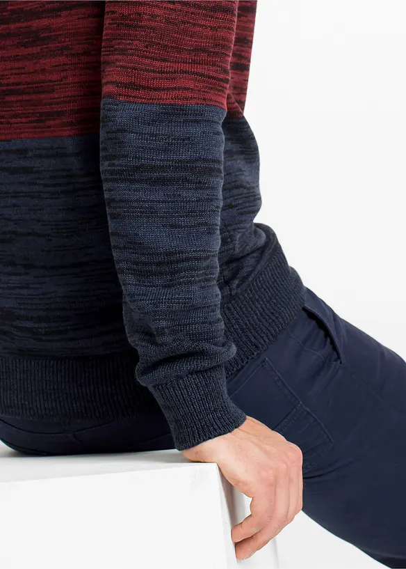 Maglione in filato fine con cappuccio, bonprix