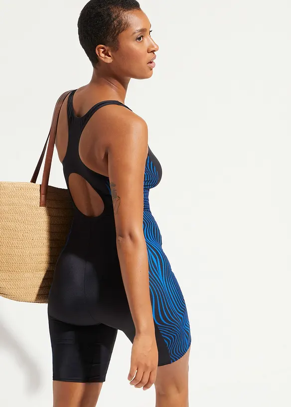 Costume intero sportivo ad asciugatura rapida con pantaloncino, taglia lunga, bonprix