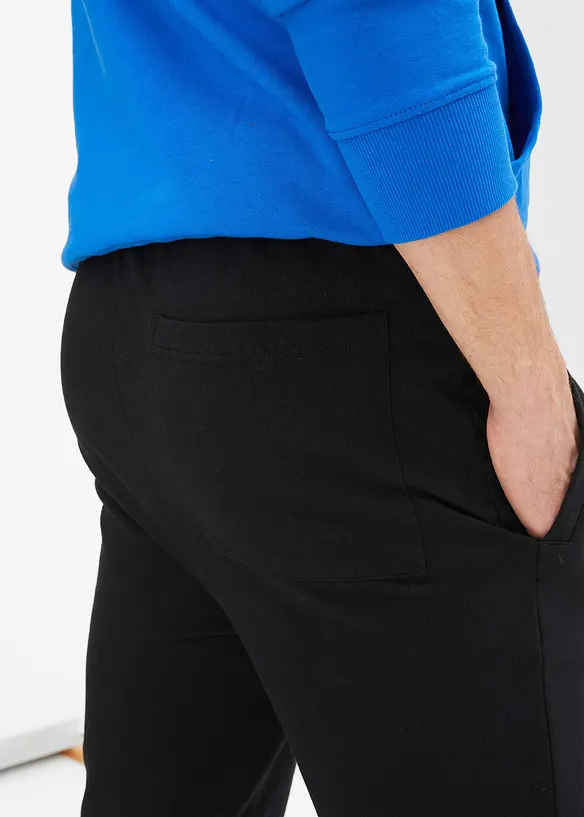 Pantaloni da jogging con poliestere riciclato, bonprix