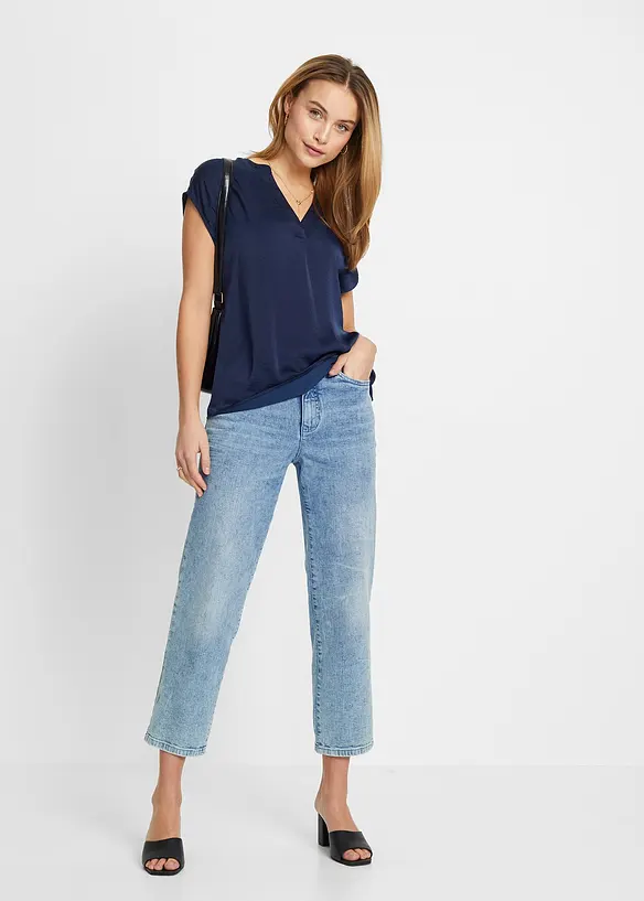 Blusa in satin a maniche corte, taglio morbido a spalle scese, bonprix