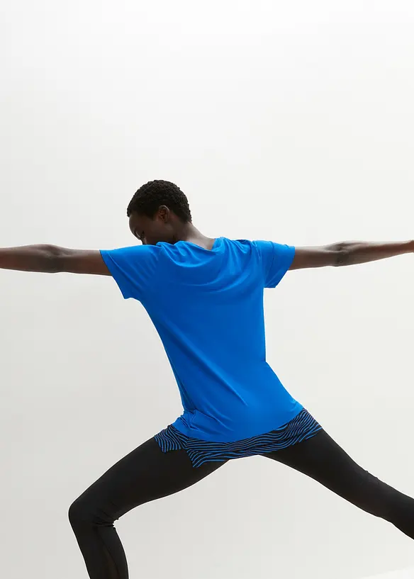 T-shirt lunga per sport effetto 2 in 1, bonprix