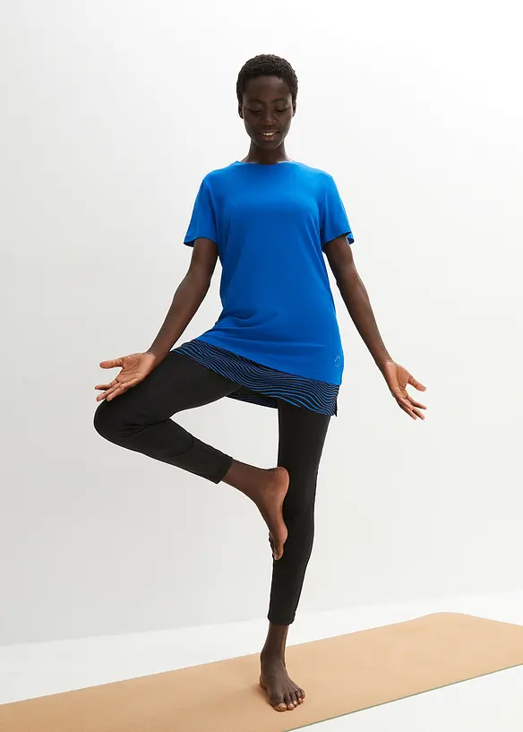 T-shirt lunga per sport effetto 2 in 1, bonprix