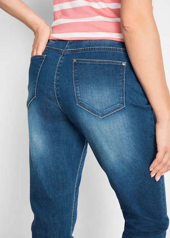 Jeans boyfriend con cinta comoda, vita media, bonprix