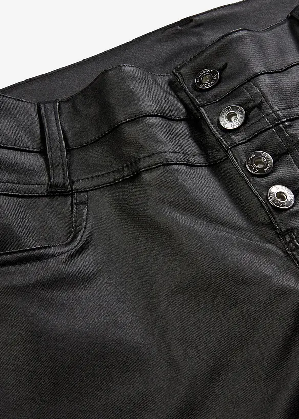 Pantaloni in similpelle a zampa, bonprix