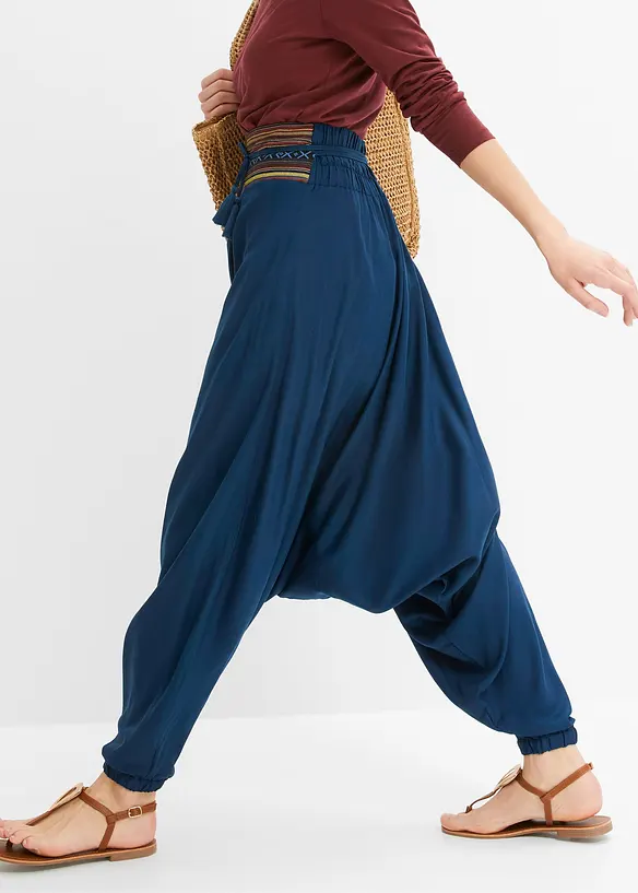 Pantaloni alla turca in viscosa fluente, bonprix