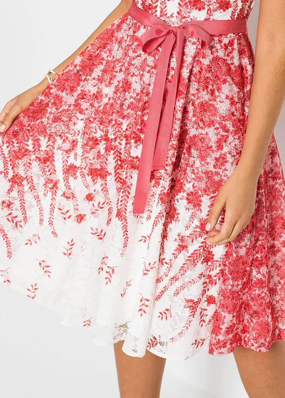 Abito in pizzo con cintura in satin da annodare, bonprix