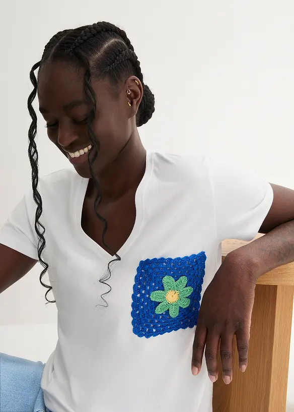 T-shirt con ricamo, bonprix