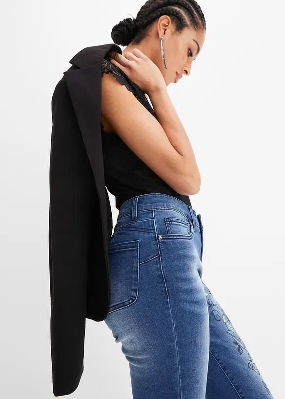 Jeans capri con farfalle, bonprix