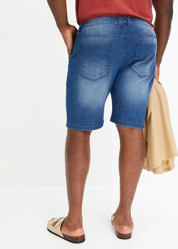 Bermuda in jeans elasticizzati, relaxed fit, bonprix