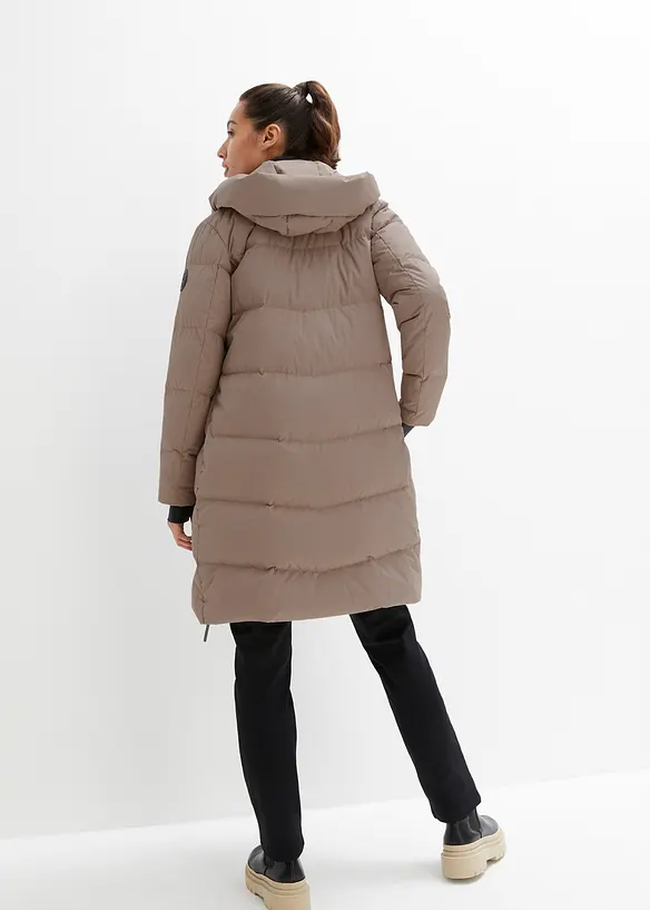 Piumino lungo con fodera in fantasia idrorepellente, bonprix