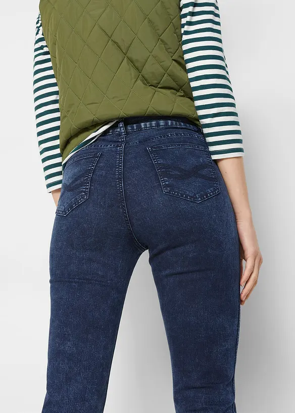 Jeans elasticizzati cropped straight, a vita media, bonprix