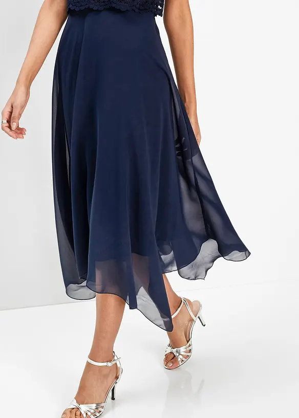 Abito midi in chiffon con pizzo, bonprix