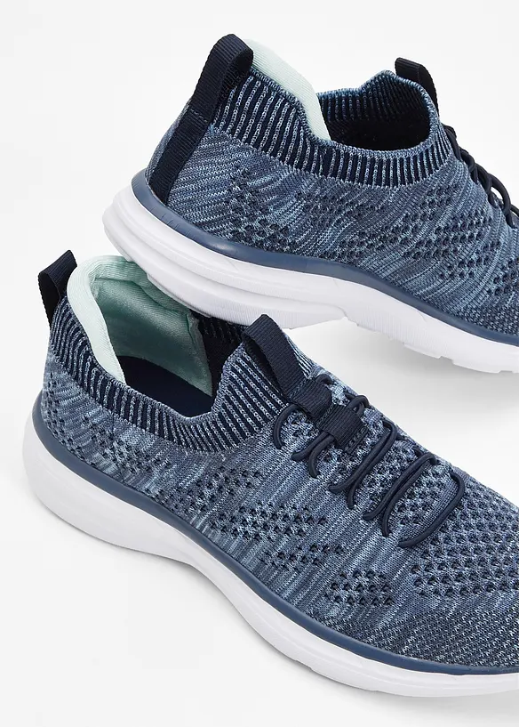 Sneaker slip-in comode in materiale morbido, bonprix