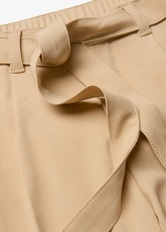 Pantaloni con pinces in misto viscosa, bonprix