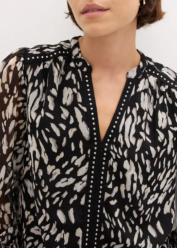 Blusa con borchie decorative, bonprix