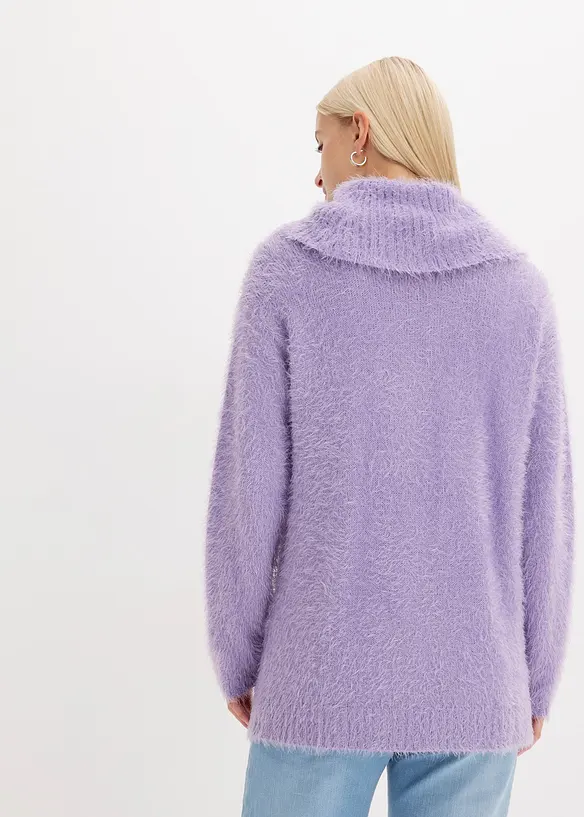 Maglione a collo alto in morbido filato effetto piume, bonprix