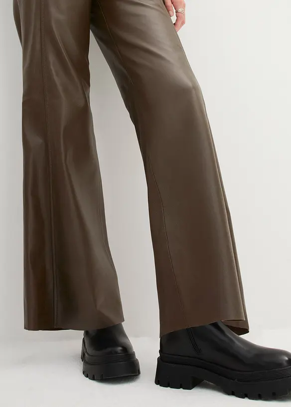 Pantaloni larghi in nappa d'agnello, bonprix