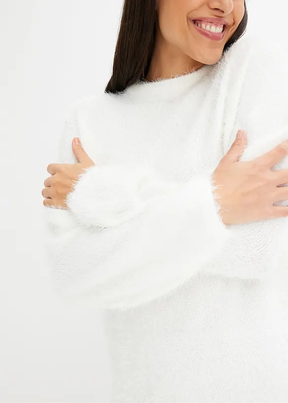Maglione in filato piumato morbido, bonprix