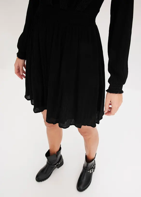 Miniabito con inserti in crochet, bonprix