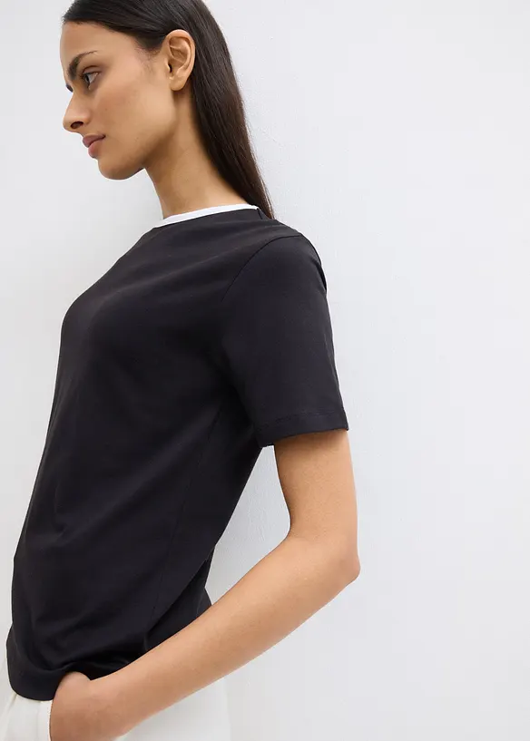 T-shirt con dettaglio a contrasto, bonprix