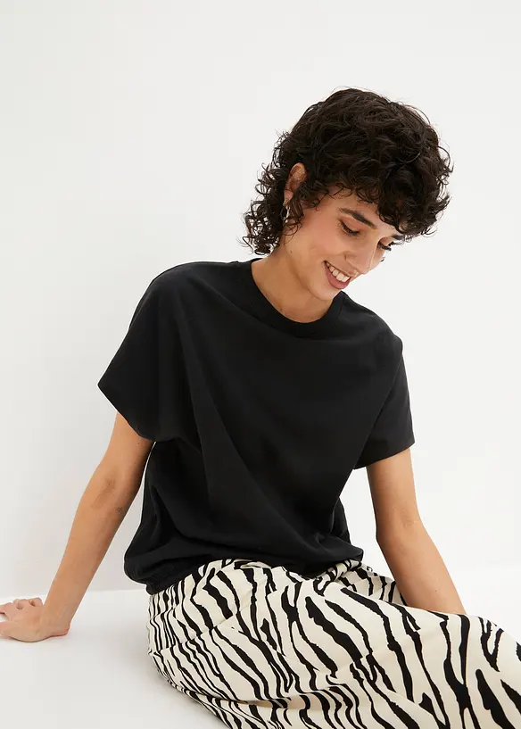 Maglia con laccetto da annodare al fondo in misto cotone e viscosa, bonprix