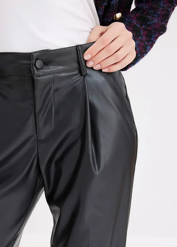 Pantaloni in similpelle, bonprix