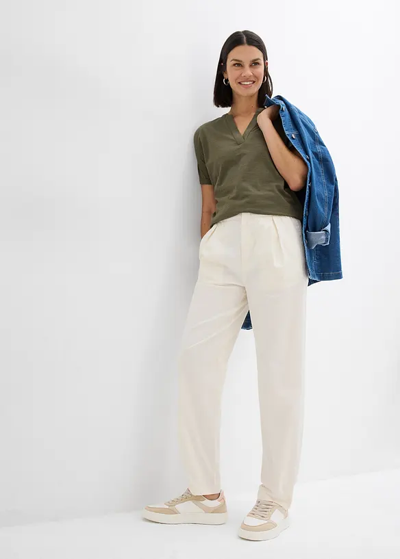 Pantaloni a carota in misto cotone elasticizzato, bonprix