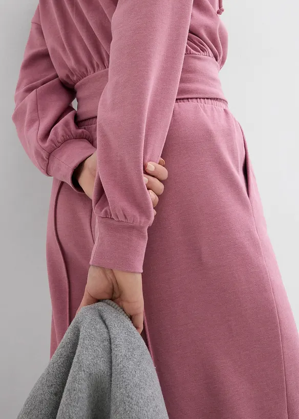 Felpa con zip e cappuccio cropped in morbido misto cotone, bonprix