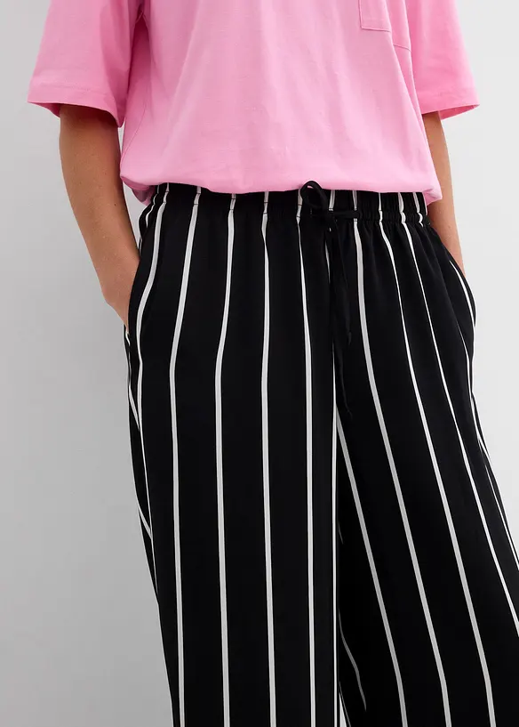Pantaloni larghi in crêpe leggero, bonprix