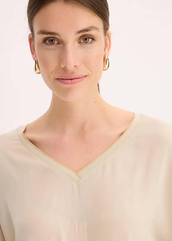 Maglia con maniche a pipistrello e inserto in satin, bonprix