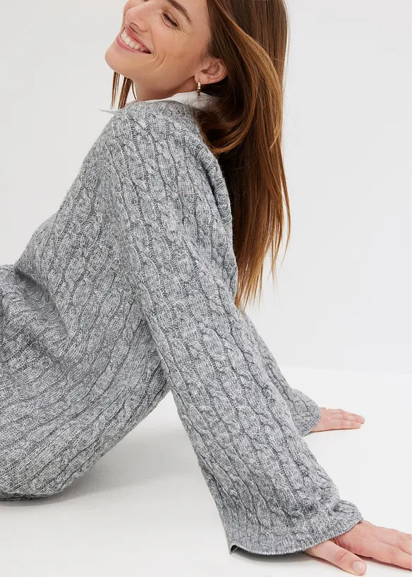 Maglione oversize con lavorazione a trecce, bonprix