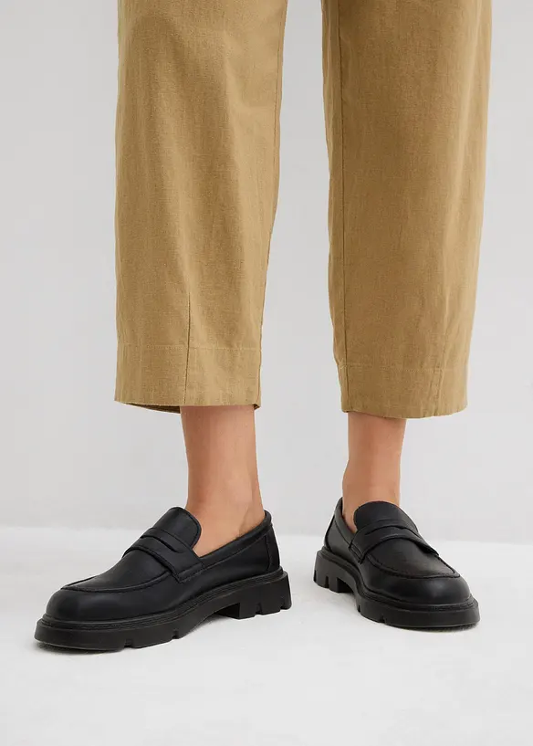 Pantaloni a carota in misto lino e viscosa, lunghezza 7/8, bonprix