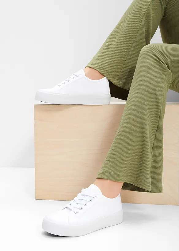 Sneaker con plateau, bonprix