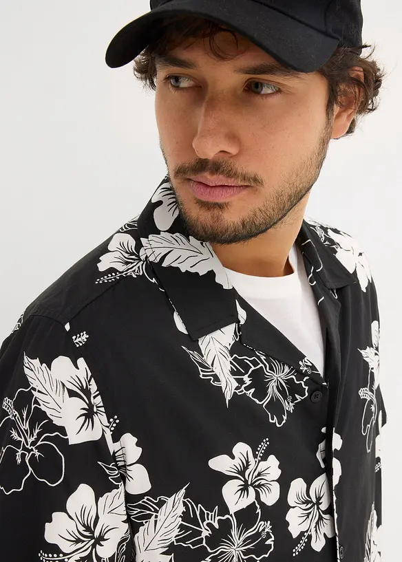 Camicia a maniche corte in viscosa, bonprix