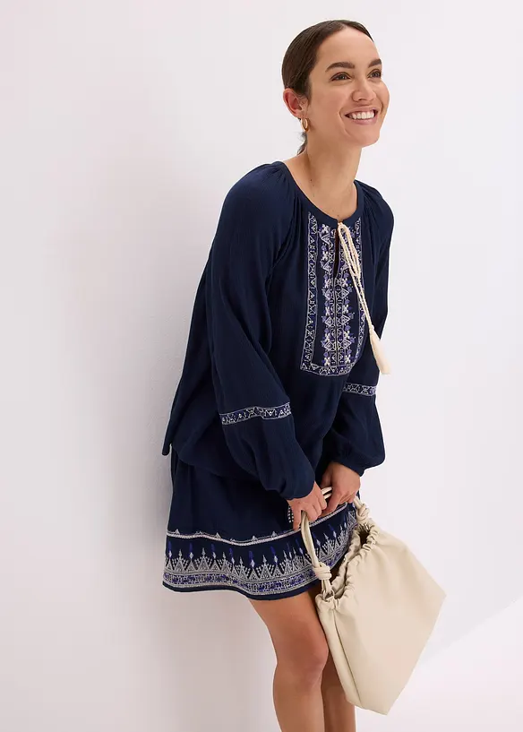 Blusa oversize con ricamo, bonprix