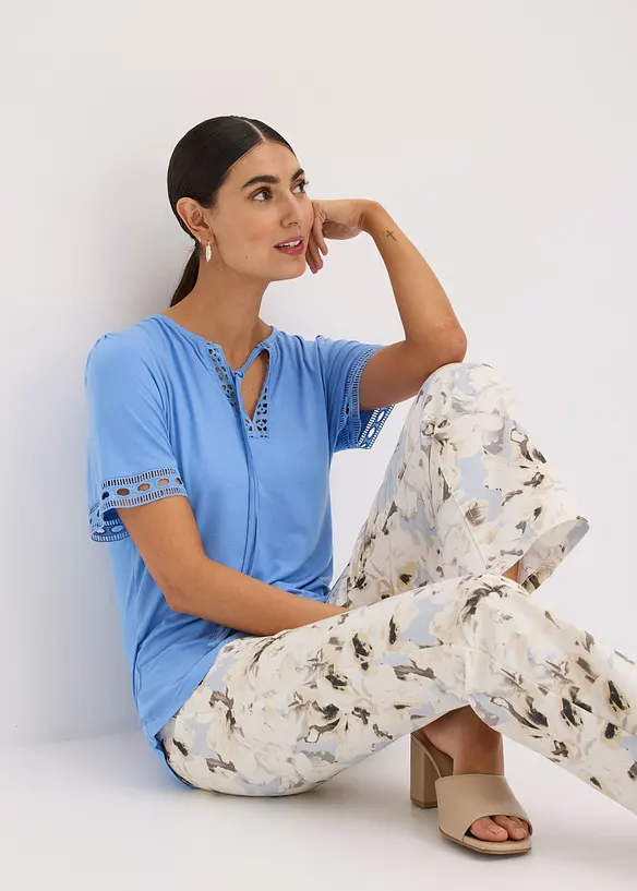 Maglia lunga con bordi in pizzo, bonprix