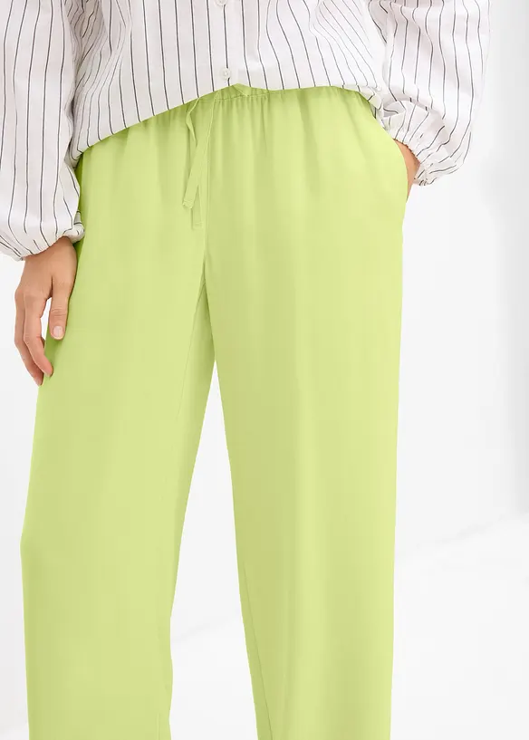 Pantaloni larghi in misto viscosa fluente, bonprix
