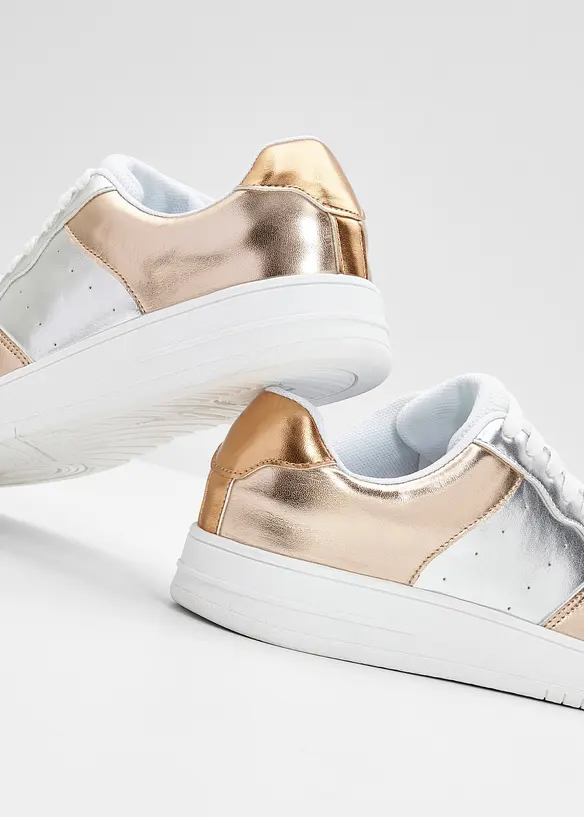 Sneaker con plateau, bonprix