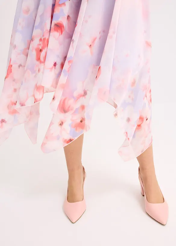 Abito di chiffon con fondo a punte e cintura da annodare, bonprix